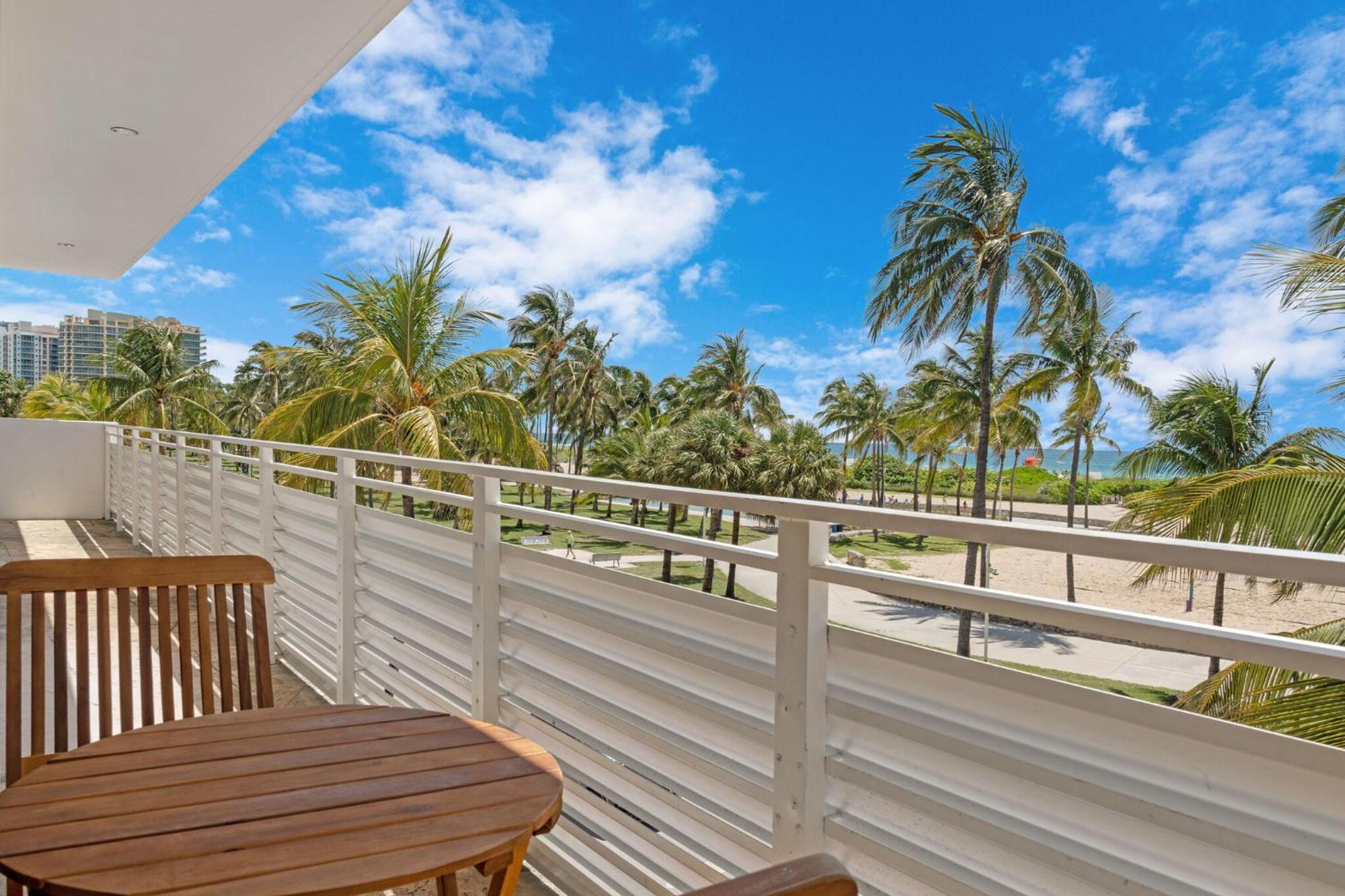 The Residences On Ocean Drive By Roami Appartement *