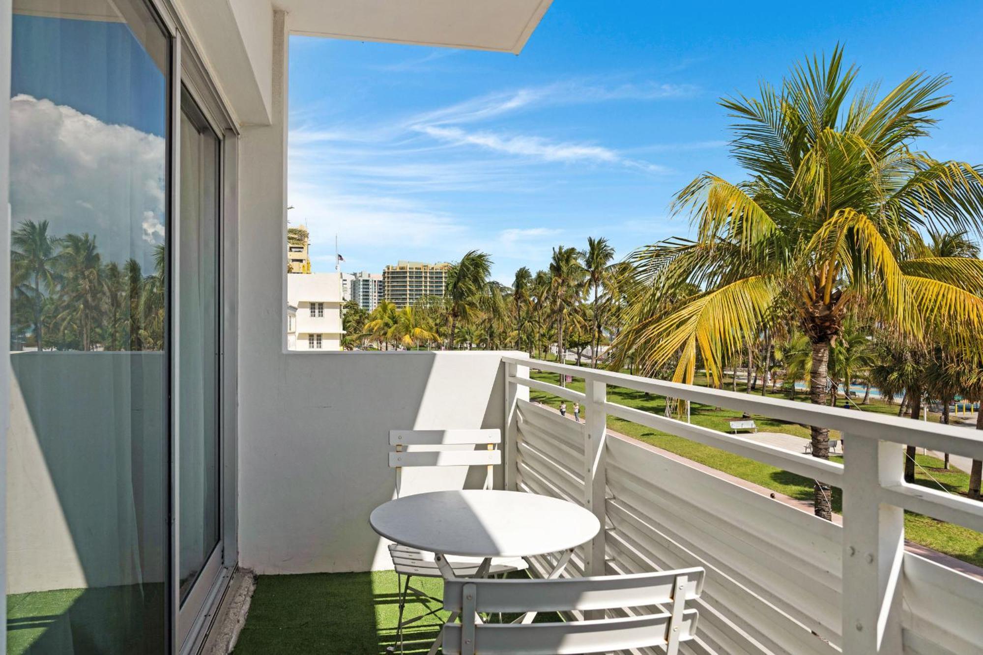 The Residences On Ocean Drive By Roami Appartement Miami Beach